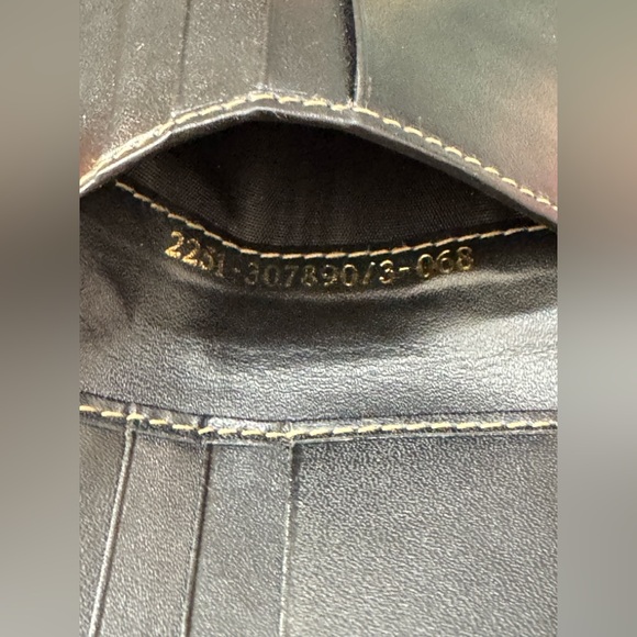 His / Hers Fendi New Vintage Wallets - Picture 9 of 16